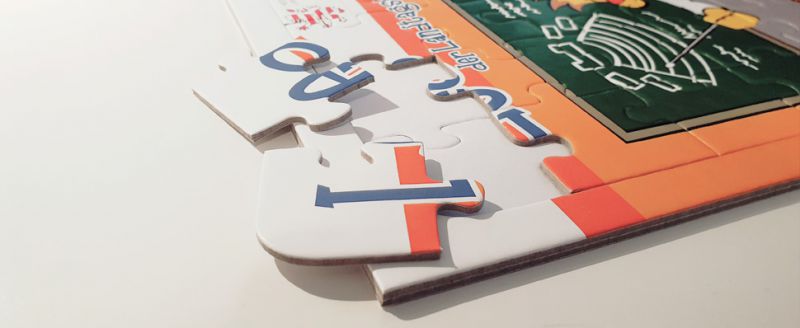 Rahmenpuzzle mit umgeschlagenen Karten - Kleinauflagenproduktion